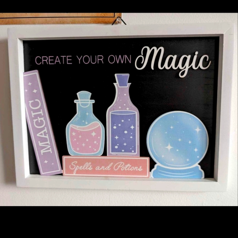 2 for $30 - NWOT Decor Piece - Make your own magic 🪄